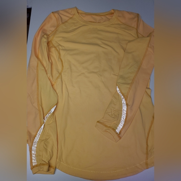 Lululemon running long-sleeved tee - retired - Picture 1 of 3